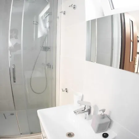 Breloka Apartamento